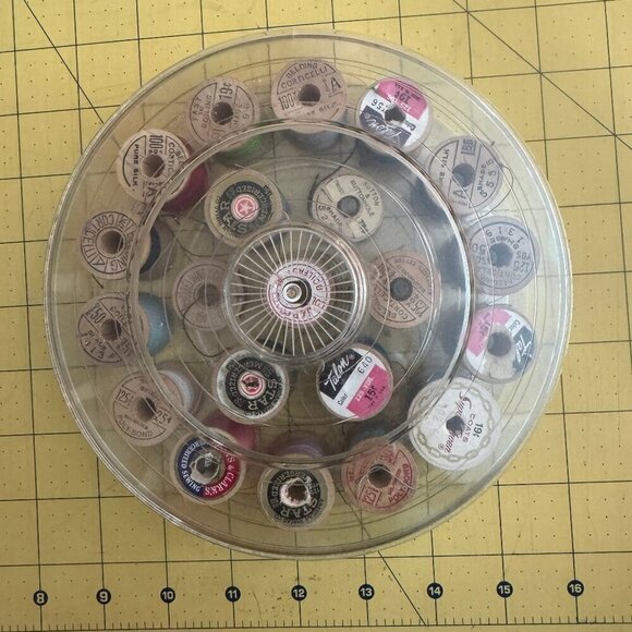 21 Wood spool Thread Vintage plastic case #S1 - Picture 2 of 2